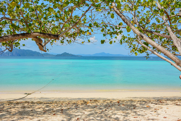 Koh Kradan in der Andamanensee ist die perfekte Insel für eine Inselhopping-Tour in Thailand.