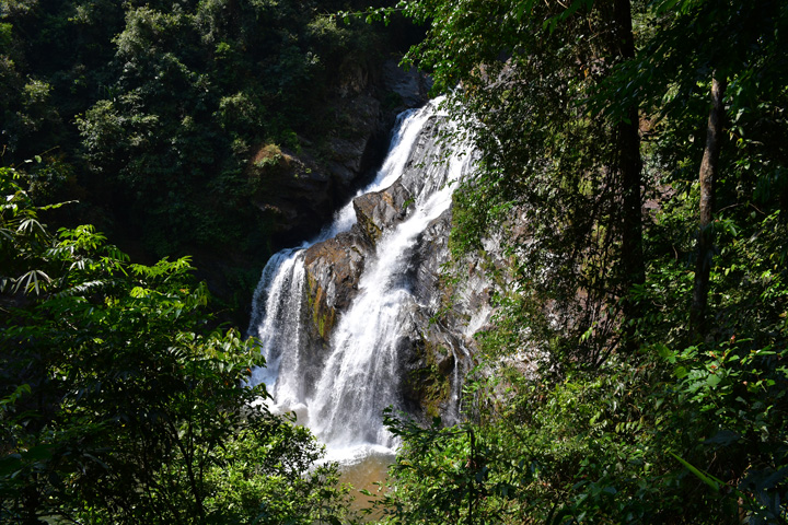 Krung Ching Wasserfall.