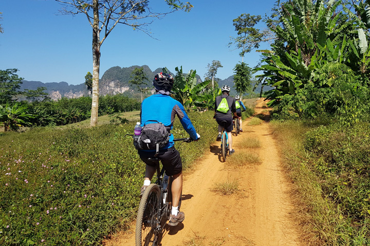 Mit dem Fahrrad auf Abenteuerreise durch die thailändische Provinz Krabi.